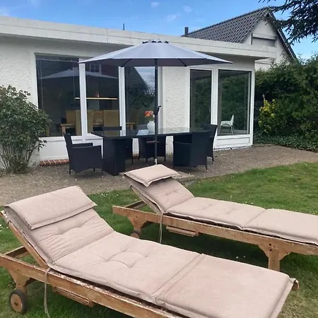 Lensterstrand Vakantiehuis Lenste